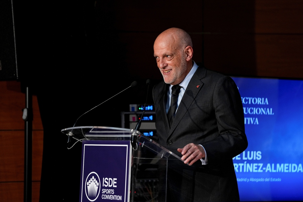 还将通过其, 多年酝酿后, 关于在中立 还将通过其, 多年酝酿后, 关于在中立