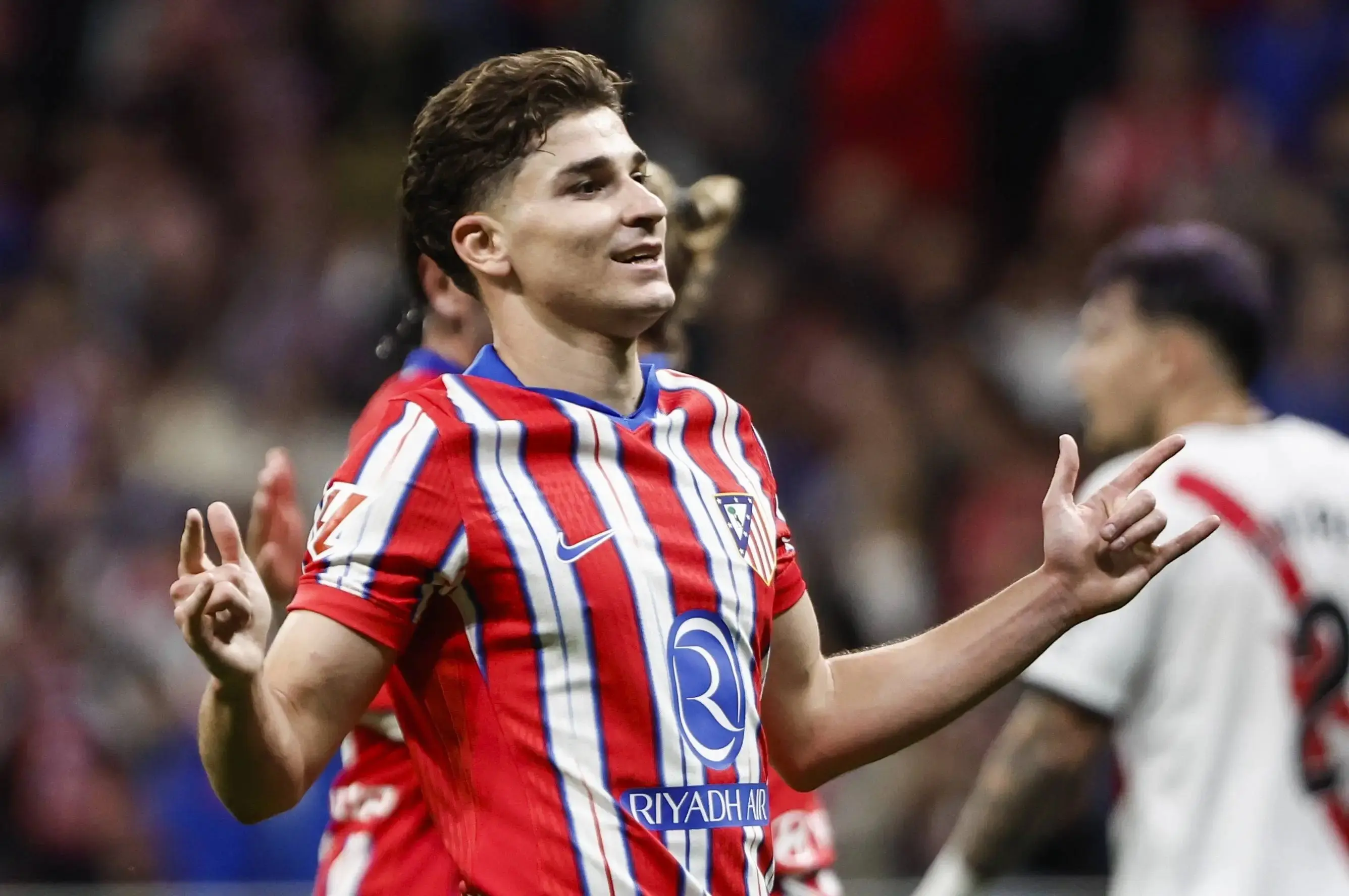 这都是中锋, 阿尔瓦雷斯